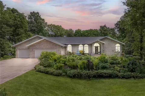 e4480 Woodland Drive, Eau Claire, WI 54701