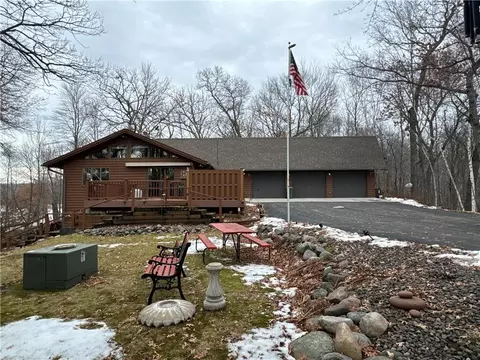 2141 Poplar Ln, Dresser, WI 54009