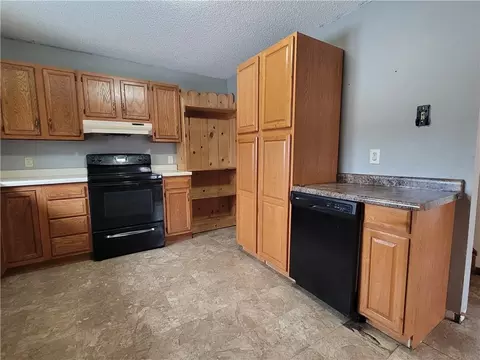 Kitchen - 507 Mound St, Chetek, WI 54728 photo 2 of 5