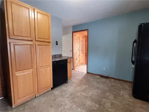 Kitchen - 507 Mound St, Chetek, WI 54728 photo 3 of 5