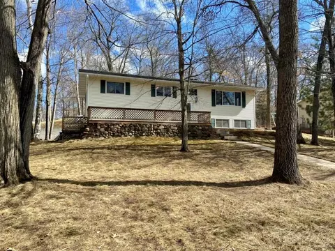 1218 Third St, Spooner, WI 54801