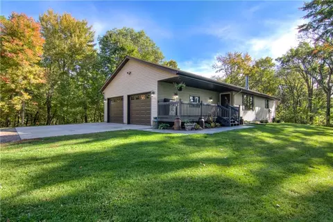 5241 20th St, Elk Mound, WI 54739