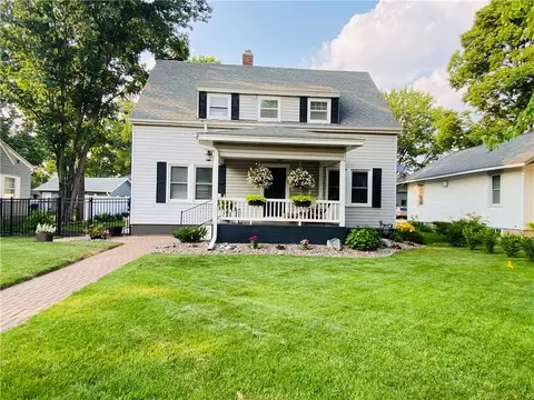 232 Mckinley Ave, Eau Claire, WI 54701