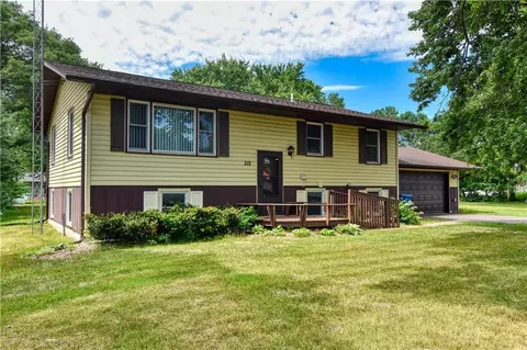 312 S 1st St #1, Cameron, WI 54822