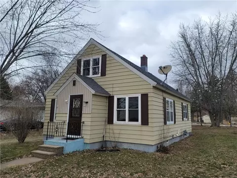 310 Moore St, Chetek, WI 54728