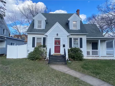 809 Margaret St, Eau Claire, WI 54701