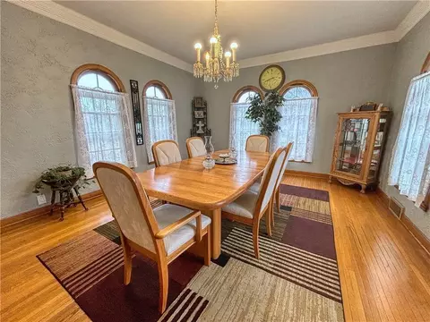 Dining - 828 E Lasalle Ave, Barron, WI 54812 photo 1 of 3