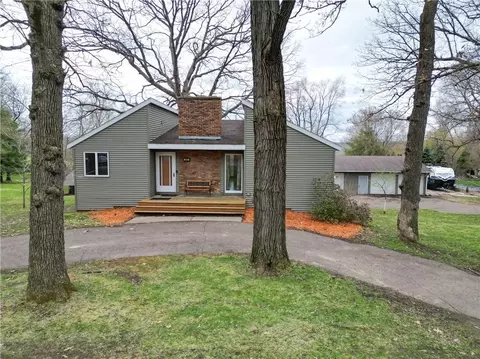 1612 Dairyland Rd SE, Menomonie, WI 54751