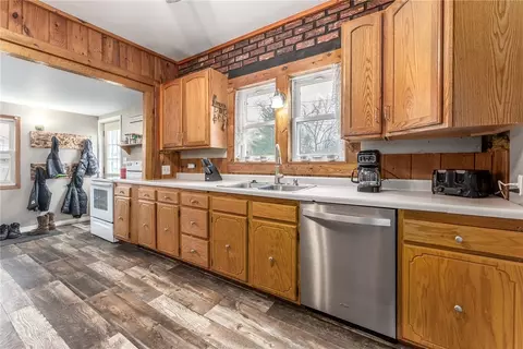 213 E Grant St, Augusta, WI 54722 photo 12