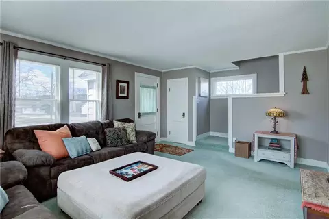 Living - 205 4th Grant Blvd E, Wabasha, MN 55981 photo 5 of 7