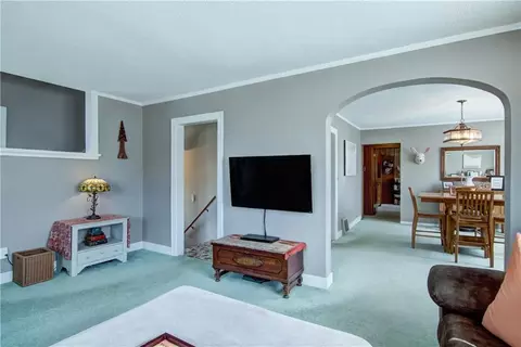 Living - 205 4th Grant Blvd E, Wabasha, MN 55981 photo 7 of 7