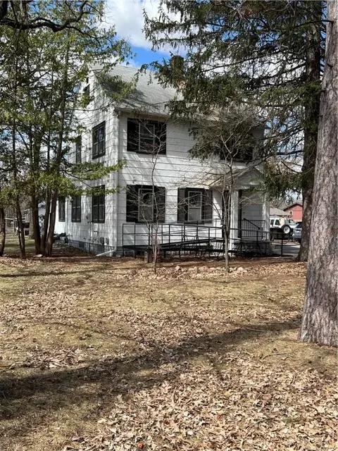 2868 Starr Ave, Eau Claire, WI 54703