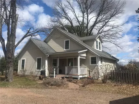 225 W Arthur Ave, Bruce, WI 54819