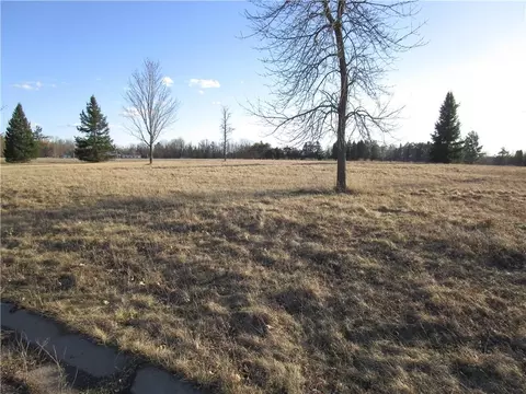 000 Fairway Dr W, Ladysmith, WI 54848