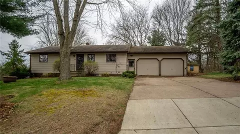 2725 Somona Pkwy, Eau Claire, WI 54703