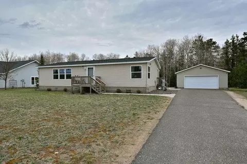 15586 Winter Dr, Hayward, WI 54843