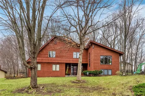 3729 Forest Heights Dr, Eau Claire, WI 54701