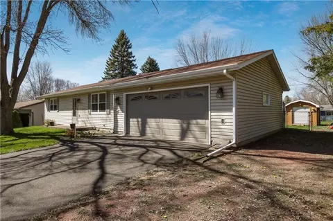 2110 James Ave, Altoona, WI 54720