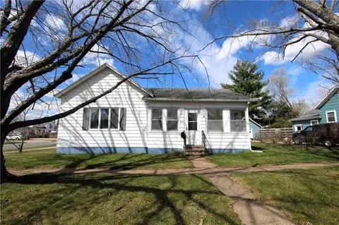 1528 Hayden Ave, Altoona, WI 54720