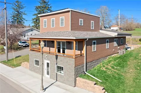 318 Keller Ave N #3, Amery, WI 54001