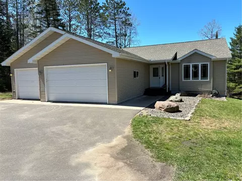 10277 N Ridgerock Ct, Hayward, WI 54843