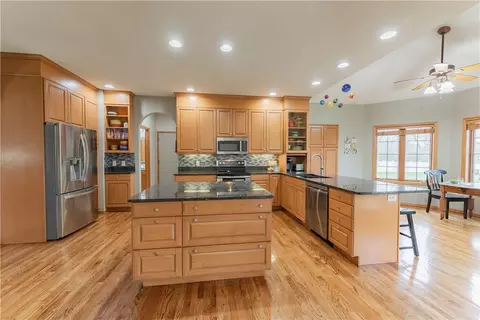 e4075 Nicole Court, Eleva, WI 54738 photo 5