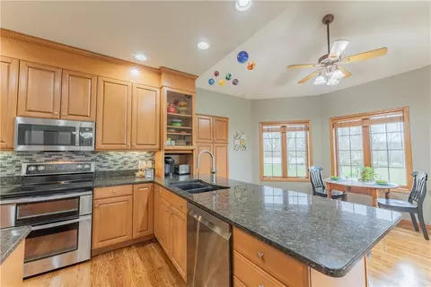 e4075 Nicole Court, Eleva, WI 54738 photo 9