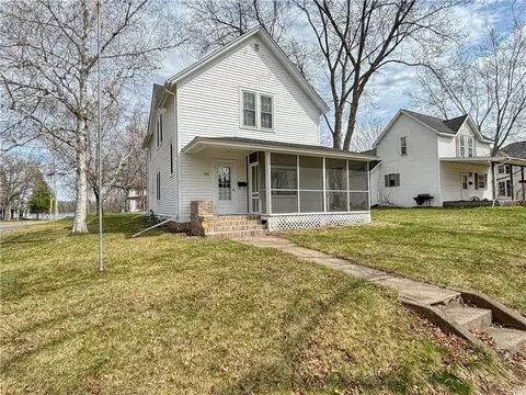 835 N Main St, Rice Lake, WI 54868