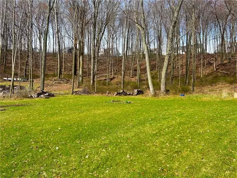 3416 Nelson Ct, Eau Claire, WI 54703