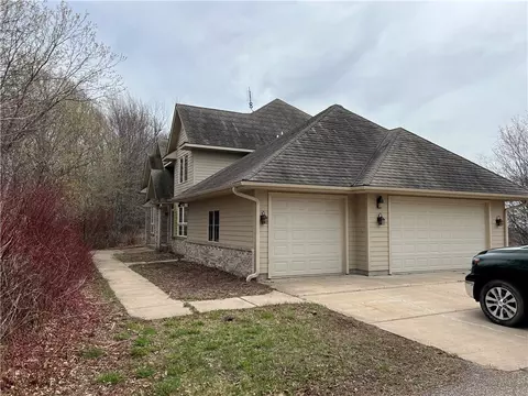 8539 13th St, Colfax, WI 54730