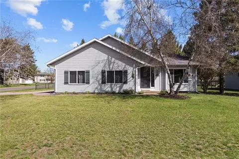 1604 Meadow Ln, Eau Claire, WI 54701