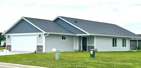 23335 Cherrywood St, Independence, WI 54747
