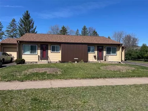 1902 Chumas Dr #2, Eau Claire, WI 54701