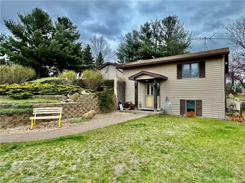 6189 17th Ave, Eau Claire, WI 54703
