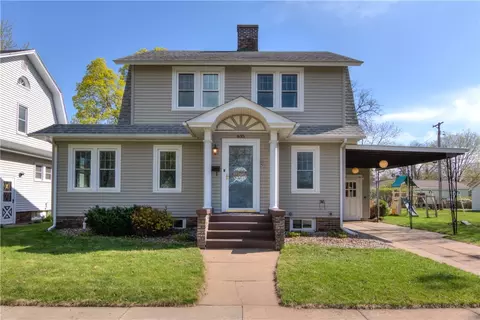 635 W Spruce St, Chippewa Falls, WI 54729