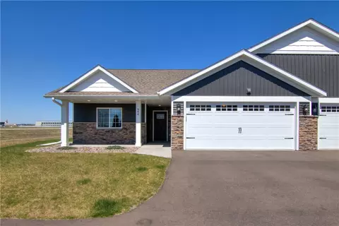 944 Wissota Green Blvd, Chippewa Falls, WI 54729