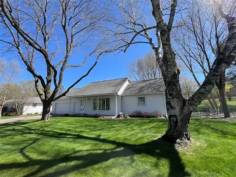 824 16th St SE, Menomonie, WI 54751