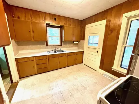 302 Main St, Knapp, WI 54749 photo 2