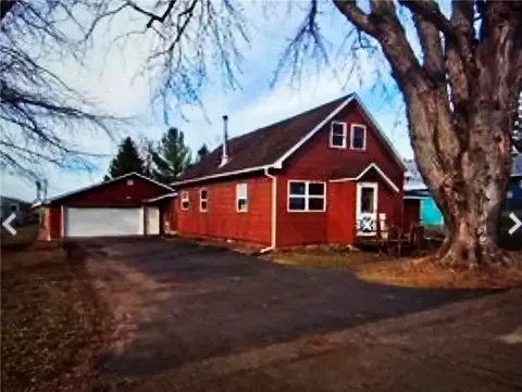 111 Scranton St, Ridgeland, WI 54763