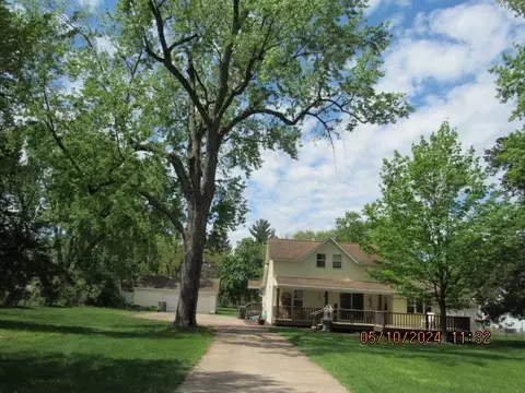 2502 Rudolph Rd, Eau Claire, WI 54701
