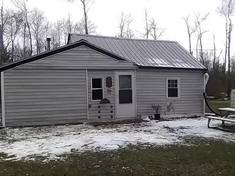 8651 W Deer Ln, Ojibwa, WI 54862