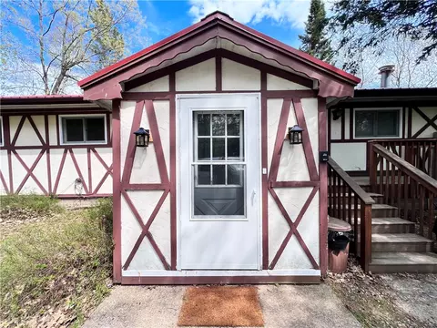 12480 N Morgan Rd #8, Hayward, WI 54843