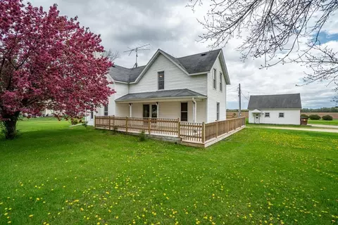 n1012 County Road H, Mondovi, WI 54755