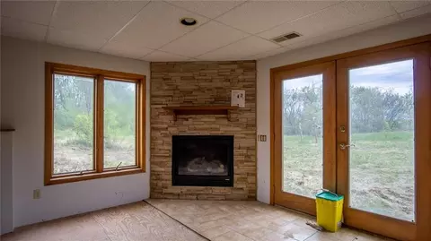 5857 E Walnut Rd, Eau Claire, WI 54701 photo 18