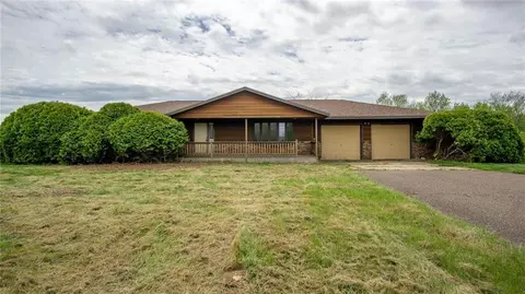 5857 E Walnut Rd, Eau Claire, WI 54701