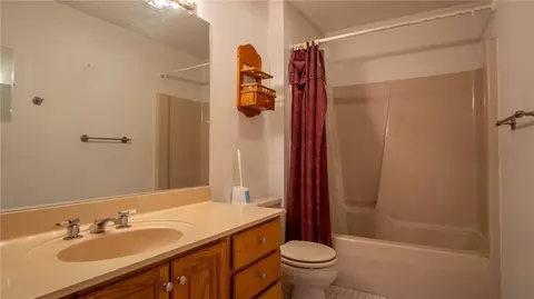 5857 E Walnut Rd, Eau Claire, WI 54701 photo 11