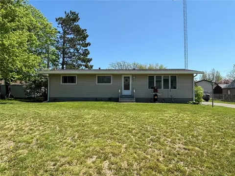 821 Manwaring Ave, Rice Lake, WI 54868
