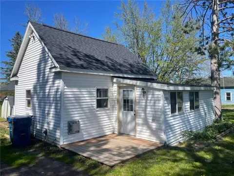 204 E Cedar Ave, Birchwood, WI 54817