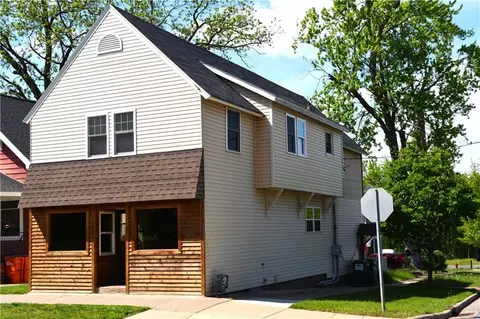 1044 Main St #2, Eau Claire, WI 54701