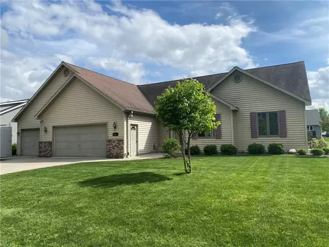 4321 Harless Rd, Eau Claire, WI 54701